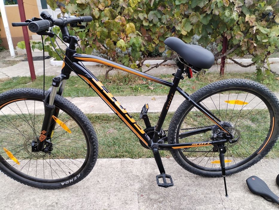 Vând bicicleta Scott
