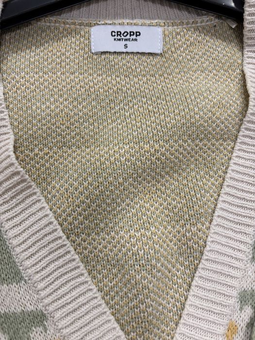 Къса жилетка на цветя Cropp