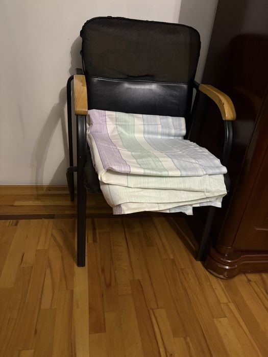 Кресло б/у, устойчивое