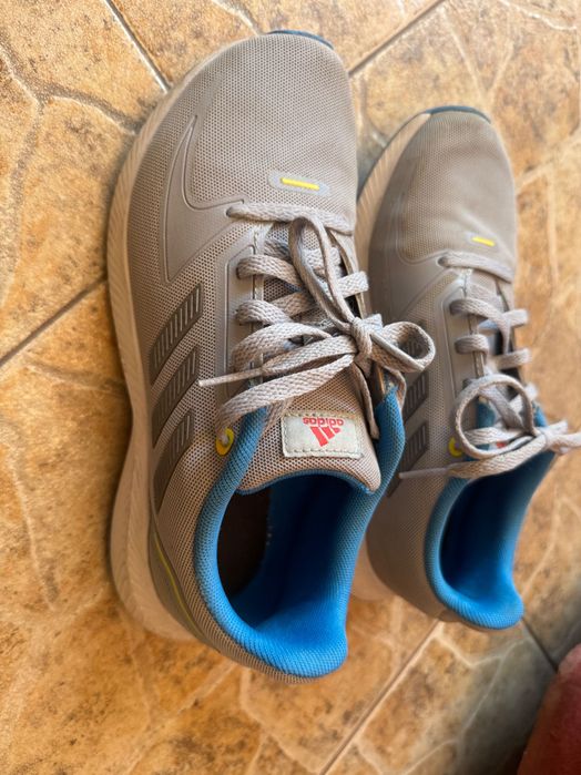 Кецове и маратонки