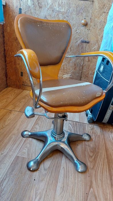 Кресло для салона