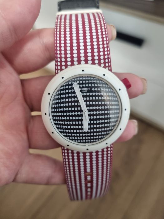 Ceas swatch rezistent la apa