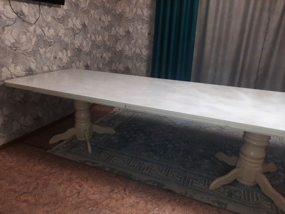 Продам стол 3 -3,5 метра