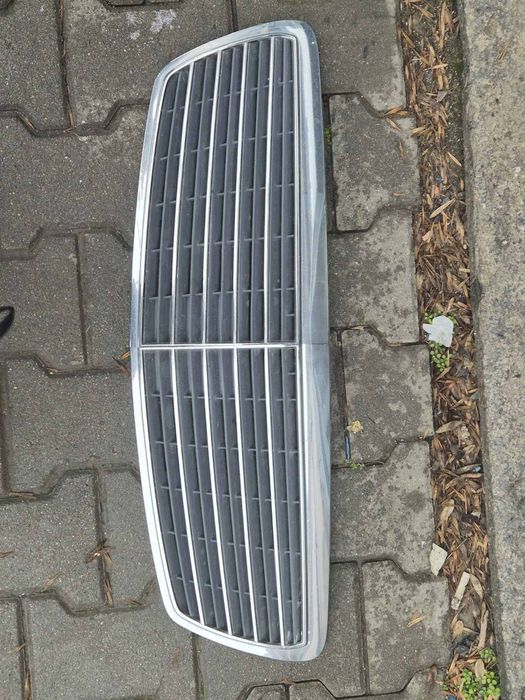 решетка за мерцедес E-class 211