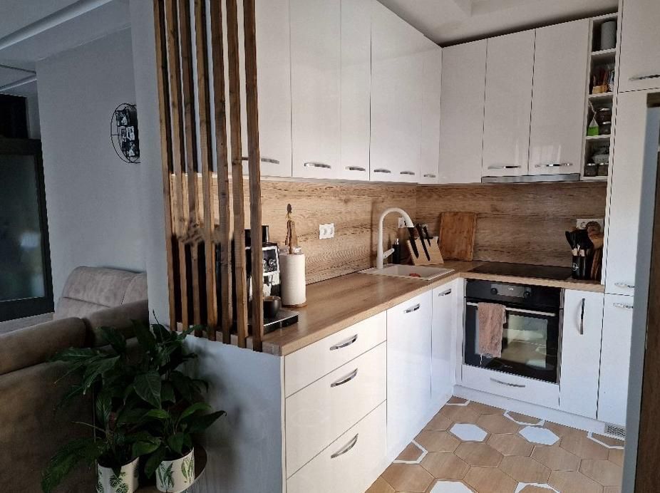 Дава се под наем Тристаен апартамент в София, Лагера - 115 кв.м за 1000 € - Снимка #3