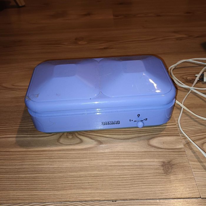 чисто нов уред за масаж. отлично работи. двоен .