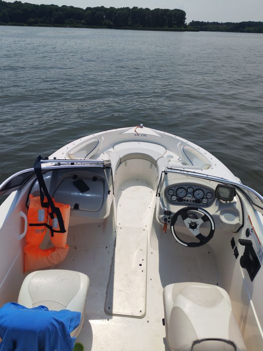 Barca volvo penta Glastron MX 175