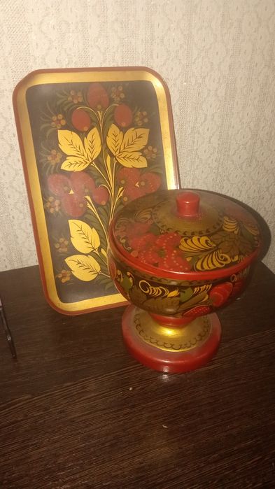 Советские статуэтки.
