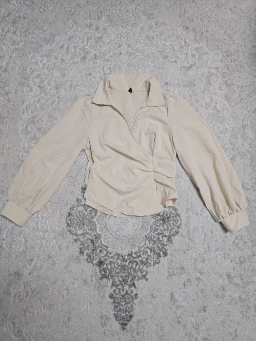 Продам рубашку, футболки, боди