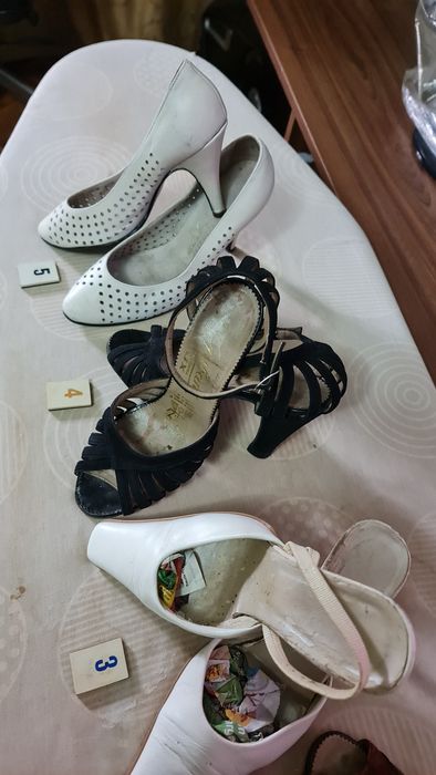 Pantofi,sandale toamna,vara din piele .90 lei perechea