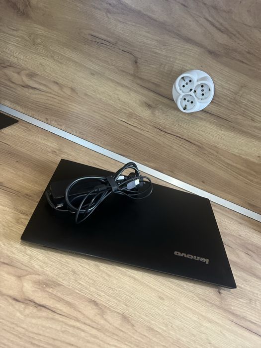 Лаптоп Lenovo IdealPad B51-30