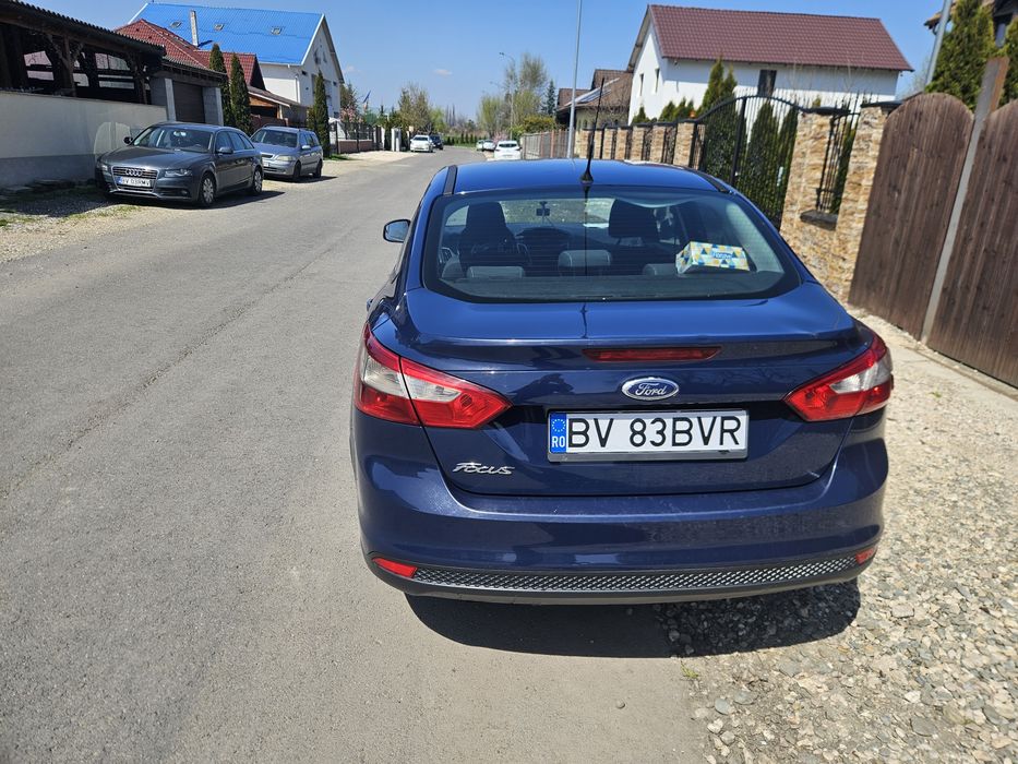 FORD Focus 2013 — imagine 3