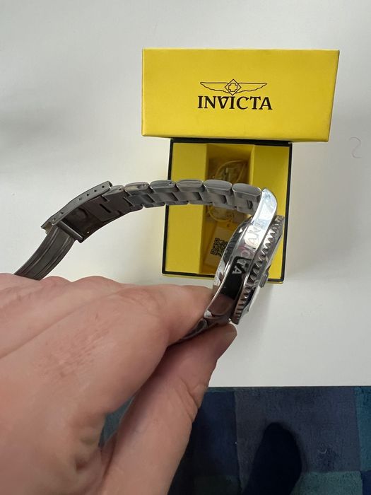 Часовник Invicta pro diver