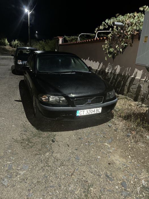 Продавам Volvo s60