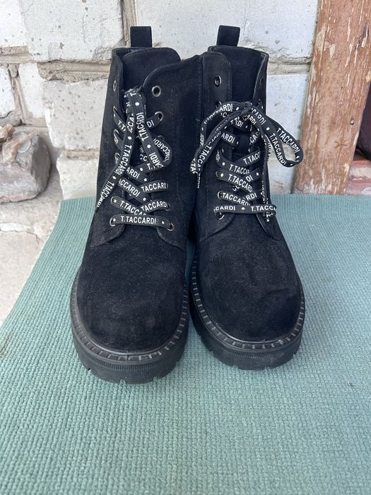 Продам зимнию обувь