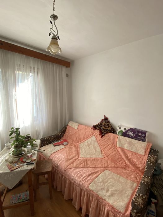 Garsoniera 2 camere, decomandata, zona targ Veterani