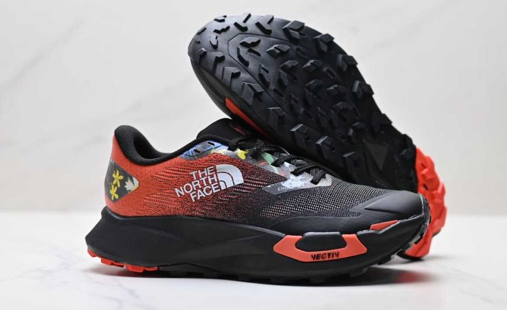 Продавам нови мъжки маратонки The North Face Vectiv Enduris 4 Race Edition