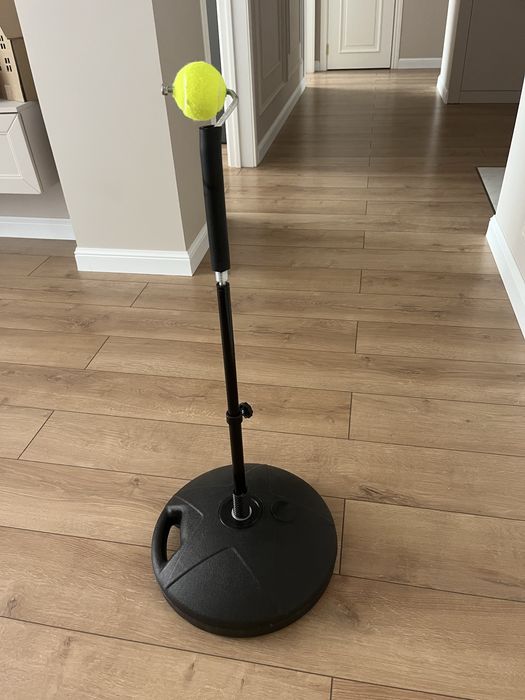 Тренажер для тенниса