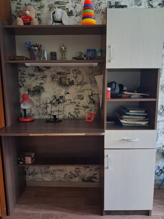 Продам стол ученический