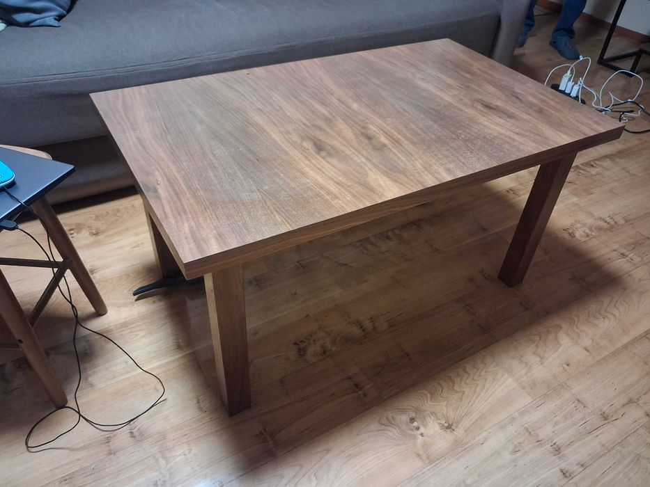 Продам журнальный стол