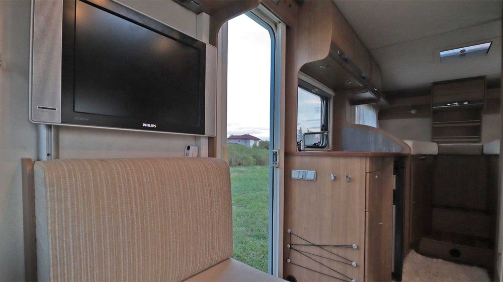 Инегриран Кемпер Hymer ERIBA Exsis-I Premium 50
