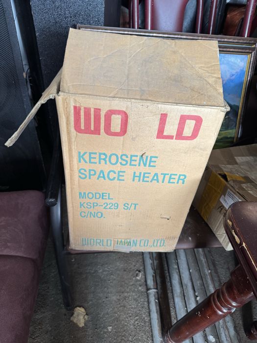 Продаю керосиневый обогреватель/ печь