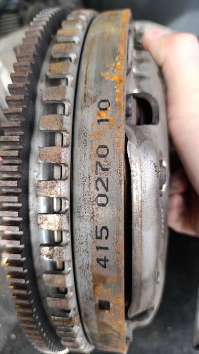 Демпферен маховик и притискателен диск за Рено 1.9 dci Renault