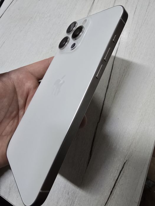 IPhone 15 pro max 256g