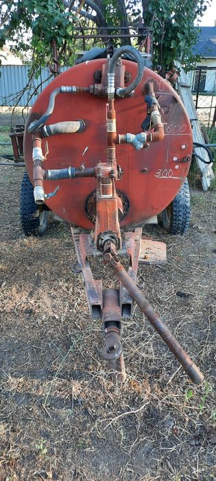 Продам опрыскиватель ОВТ