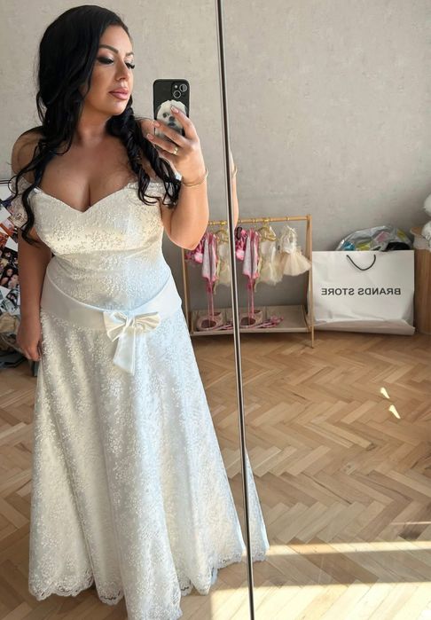 Сватбена булченска рокля