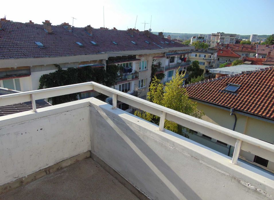 Дава се под наем Едностаен апартамент в Плевен, Идеален център - 48 кв.м за 153 € - Снимка #7