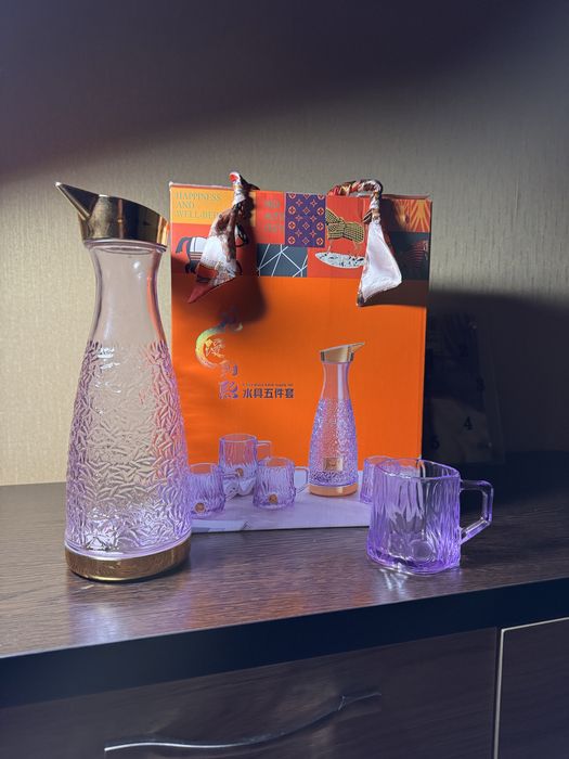 Декантер (графин со стаканами) 4 стакана