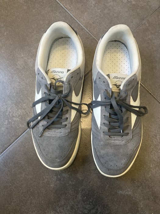 Mizuno маратонки велурени