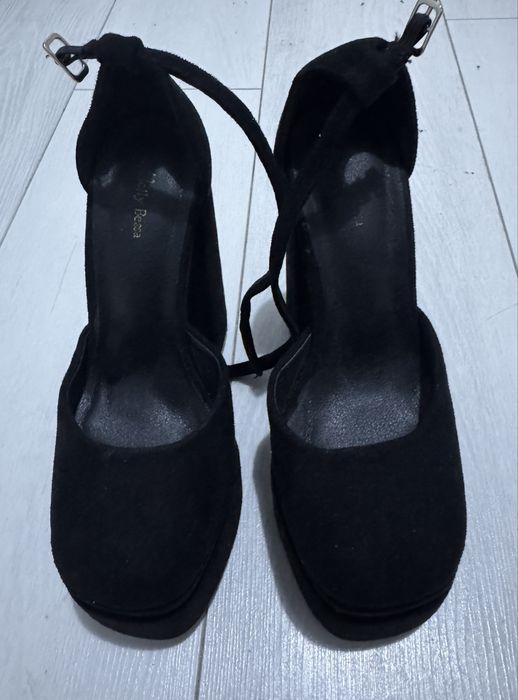 Туфли братц почти новые