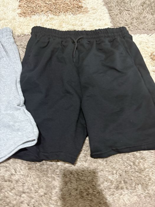 Pantaloni scurti barbati marimea L.