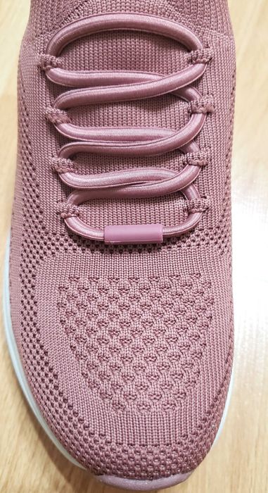 Нови оригинални маратонки SKECHERS за момиче