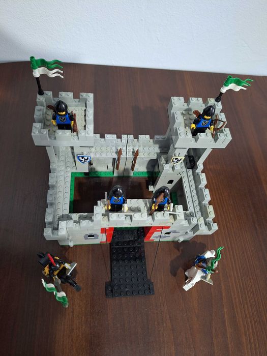 Lego 6073: Knight's Castle