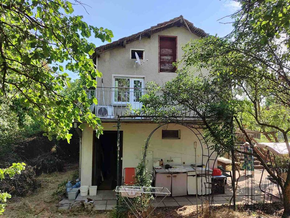 Продава се Къща в с. Миладиновци, Област Добрич - 100 кв.м за 350 €/кв.м - Снимка #1