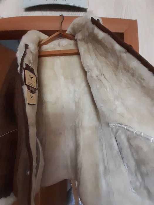 Продаётся;Шуба Овчина