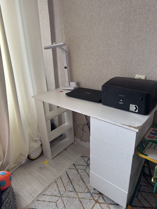 Продам письменный стол