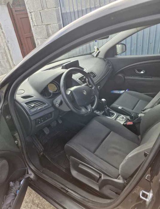 Vând Renault Megane 3 1.5 dci diesel an 2010 106cp
