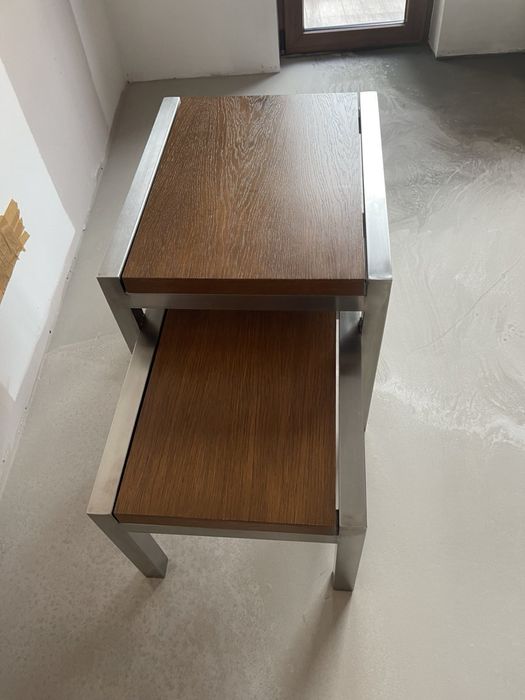 Холна маса от дърво