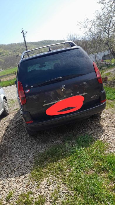 Peugeot 807  (3500 Euro)