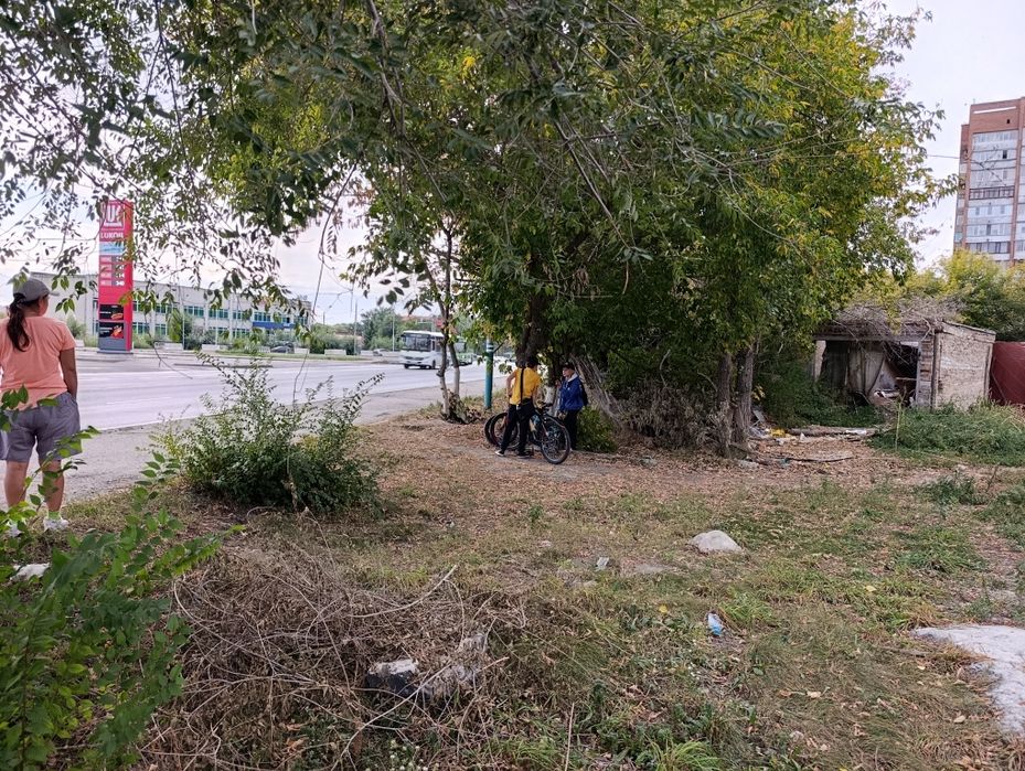Продам гараж на Речном вокзале.