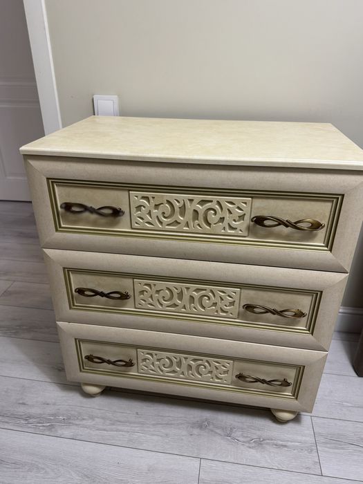 Спальный гарнитур