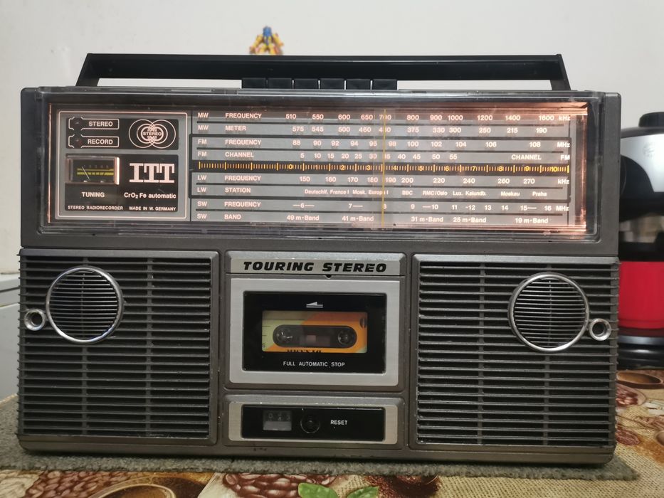 TOURING radiocasetofon ITT
