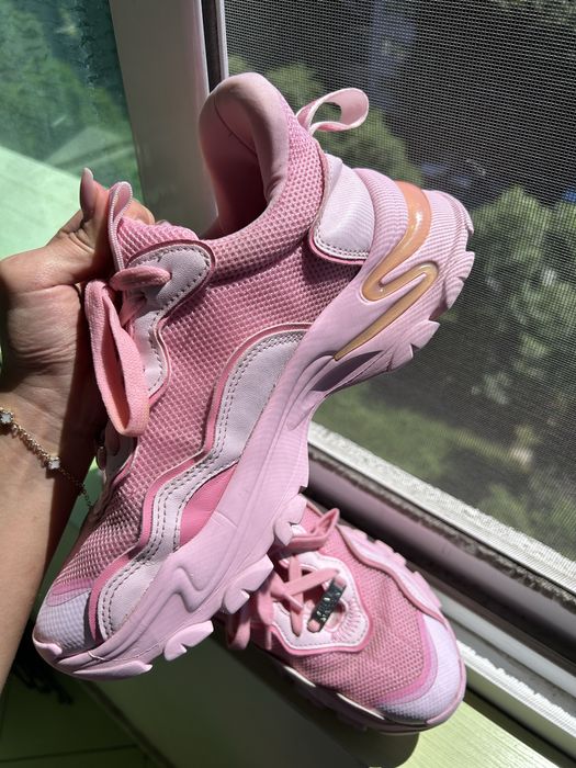 Сникърси Steve Madden