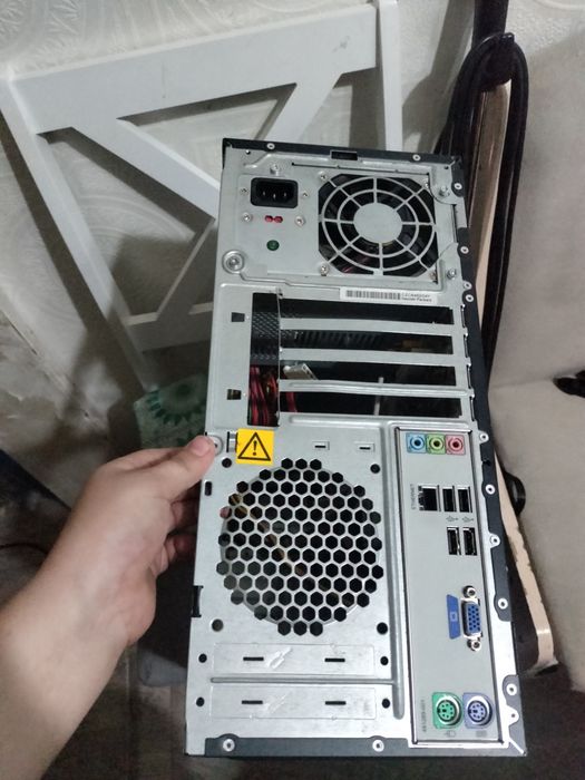 Продам hp dx2400 на запчасти