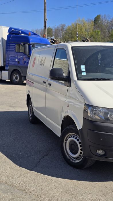 VW Transporter T5 2.0 TDI 2011 utilitară