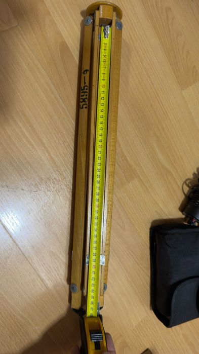 Trepied foto/cine vintage din lemn – telescopic 3 segmente + husă